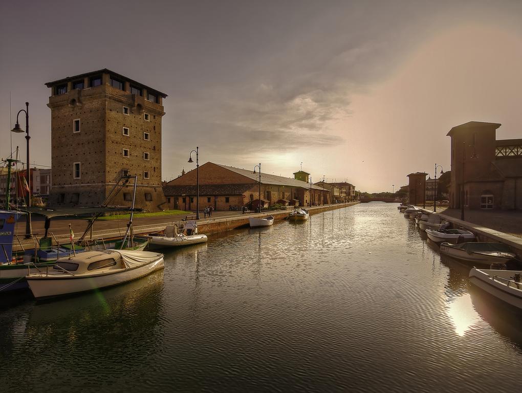 Hotel Excelsior Cervia Bagian luar foto