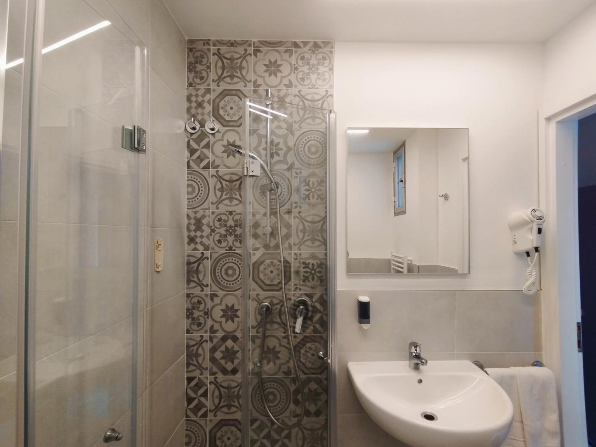Hotel Excelsior Cervia Bagian luar foto