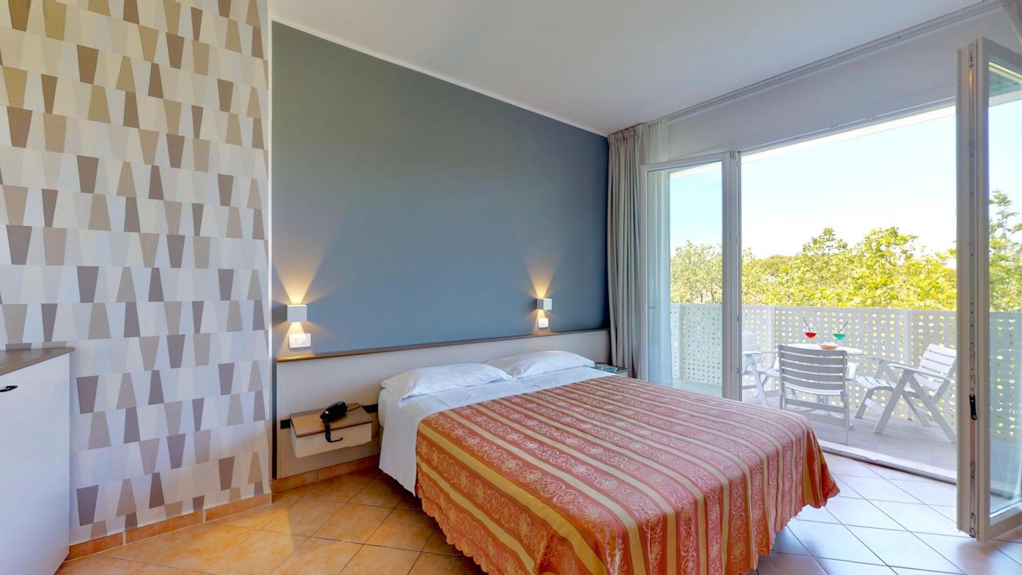 Hotel Excelsior Cervia Bagian luar foto